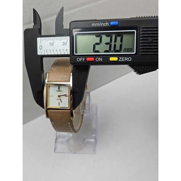 Timex Indiglo Womens Tank Cuff Watch MOP Dial Gold Tone Quartz New Battery Tan - Picture 5 of 12